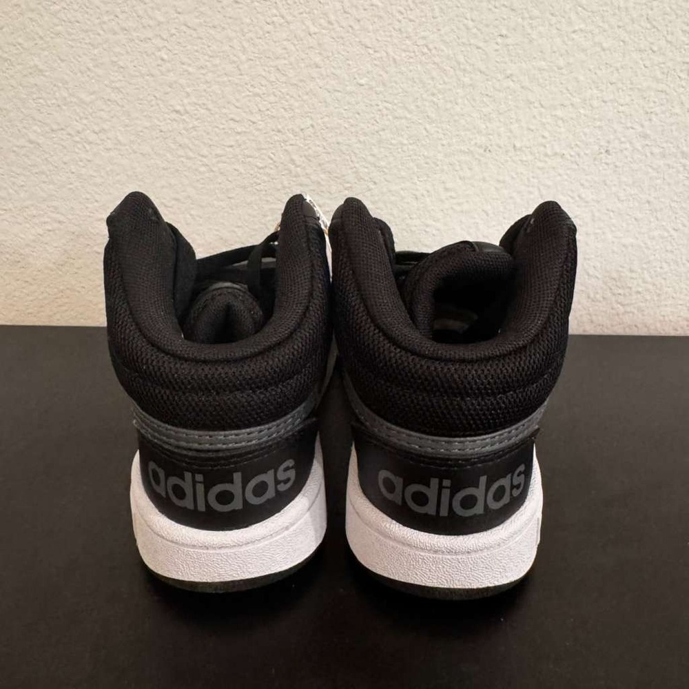 Adidas Hoops 3.0 Mid Basketball Shoes GW0402 Black White Kids 11 New - Picture 9 of 13